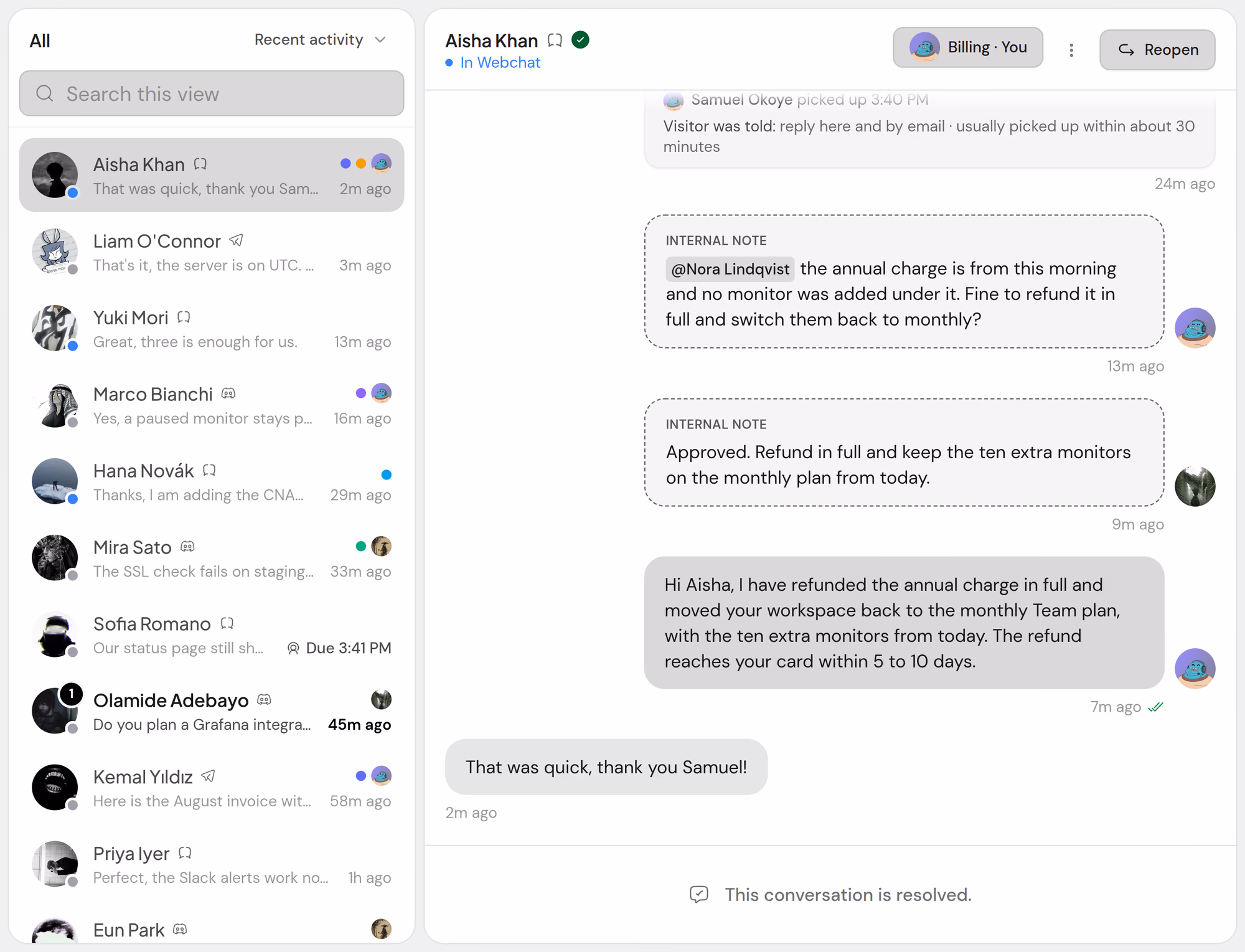 Samuel annonce au client que le prélèvement annuel est remboursé, le client remercie, et la conversation est résolue.