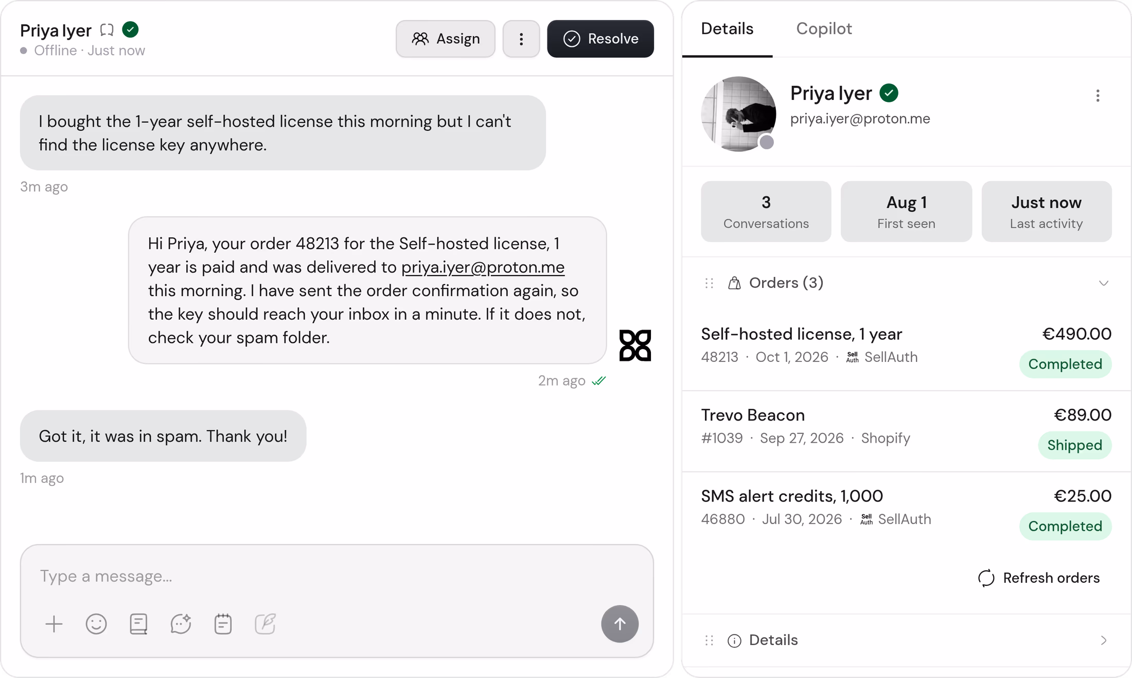 Trevo’s inbox: Priya cannot find her license key, and Aiva confirms that her order is paid and delivered, then sends the order confirmation again. Beside the conversation, Priya’s orders from two stores: her license from SellAuth and a Beacon from Shopify.